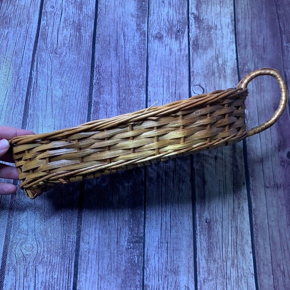 VTG Brown Wicker Rattan Leaf Shaped Boho Basket - Picture 3 of 8
